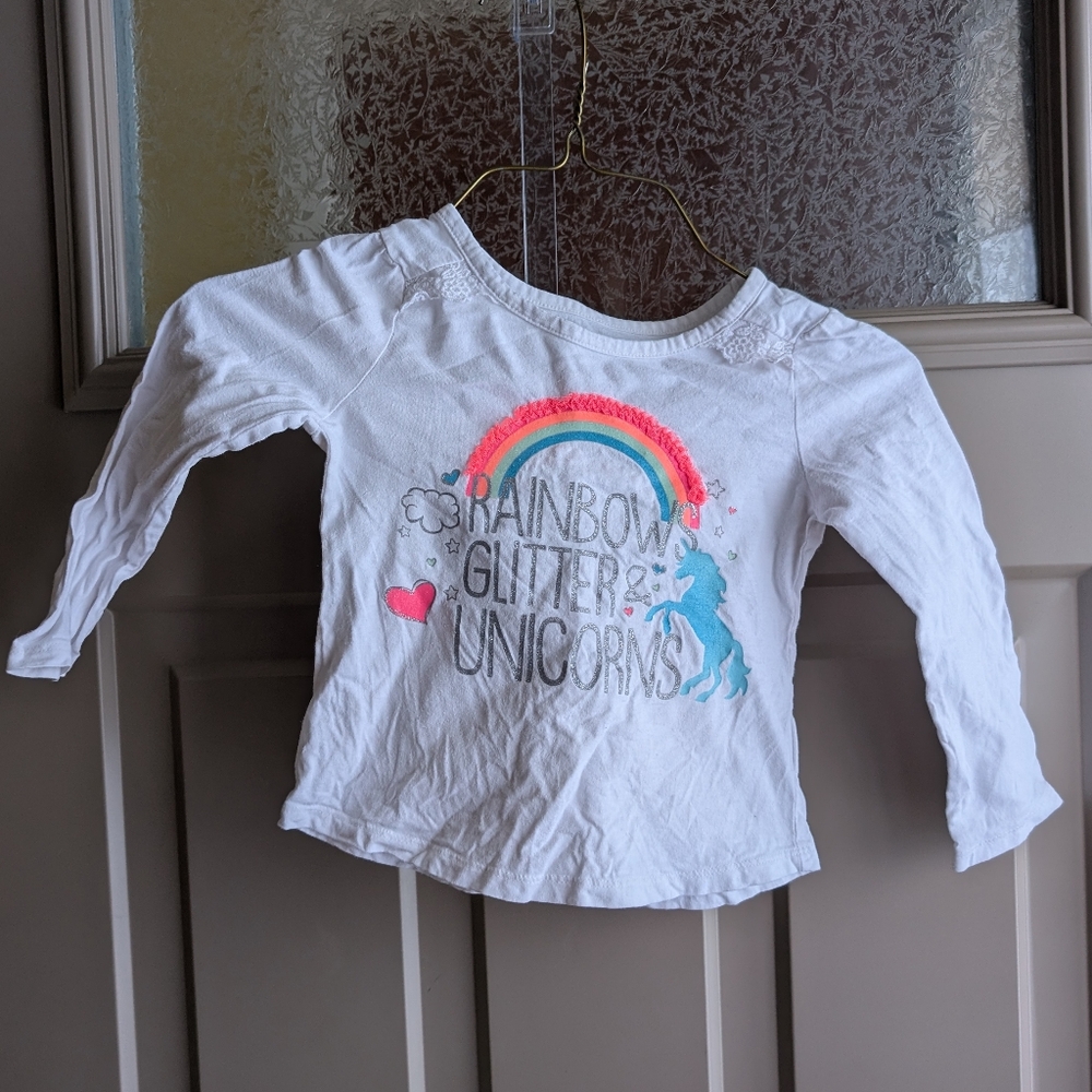 💜3/$15 5/$20 7/$25💜 Girls Sz 3T Long Sleeved Tshirt